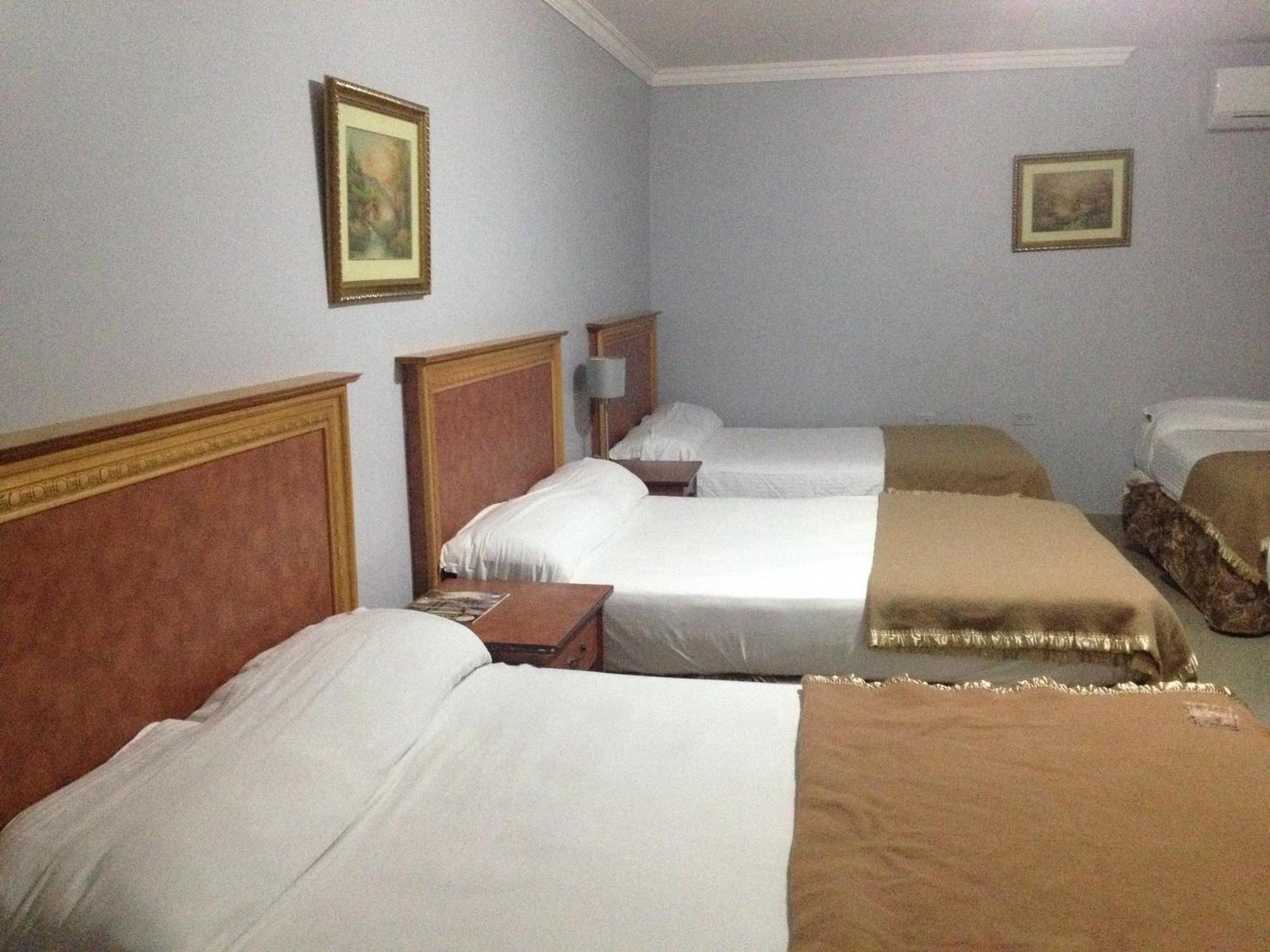 Meryland Hotel โกลอน ภายนอก รูปภาพ
