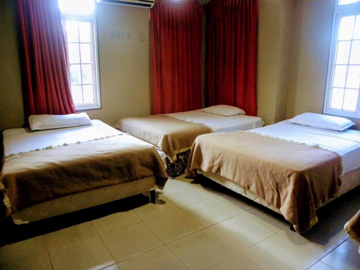 Meryland Hotel โกลอน ภายนอก รูปภาพ